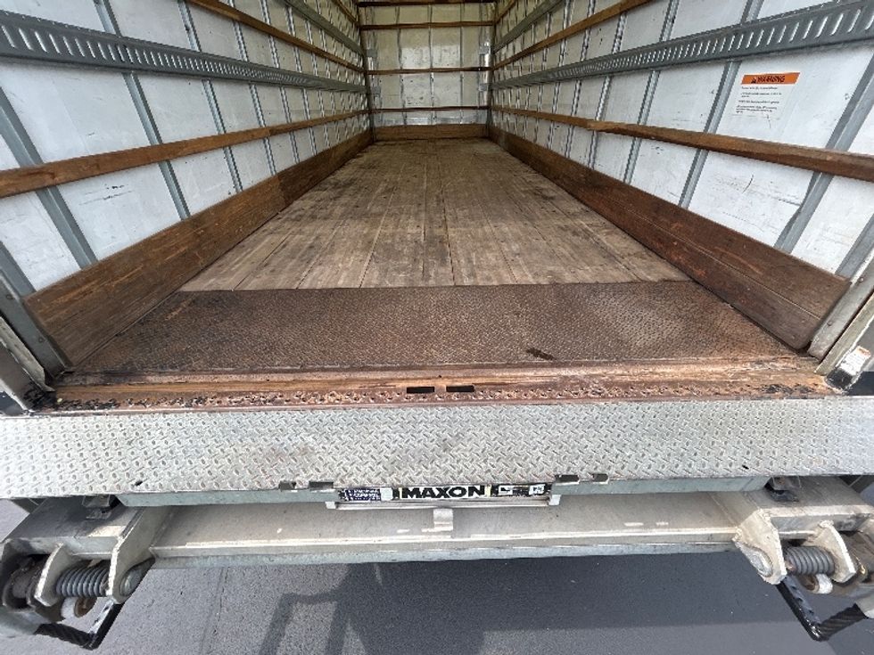 Medium Duty Box Truck-Light and Medium Duty Trucks-International-2022-MV607-Indianapolis-IN-262,961\n\t\tmiles-$ 44,000 - Image 10