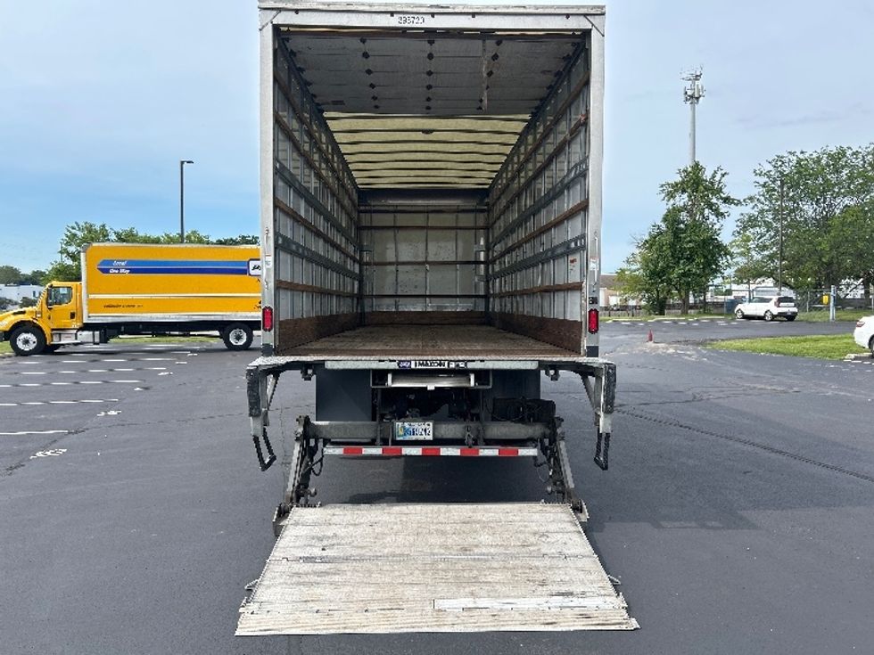 Medium Duty Box Truck-Light and Medium Duty Trucks-International-2022-MV607-Indianapolis-IN-262,961\n\t\tmiles-$ 44,000 - Image 9