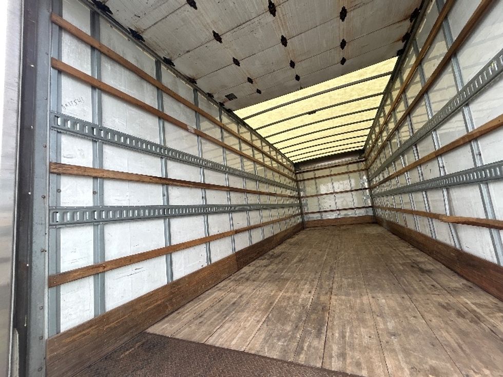 Medium Duty Box Truck-Light and Medium Duty Trucks-International-2022-MV607-Indianapolis-IN-262,961\n\t\tmiles-$ 44,000 - Image 11