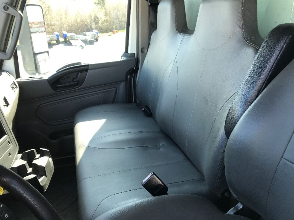 Medium Duty Box Truck-Light and Medium Duty Trucks-International-2022-MV607-Indianapolis-IN-94,533\n\t\tmiles-$ 76,250 - Image 18