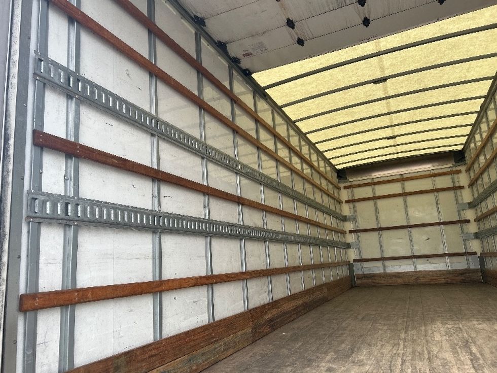 Medium Duty Box Truck-Light and Medium Duty Trucks-International-2022-MV607-Jackson-MS-129,336\n\t\tmiles-$ 70,000 - Image 11