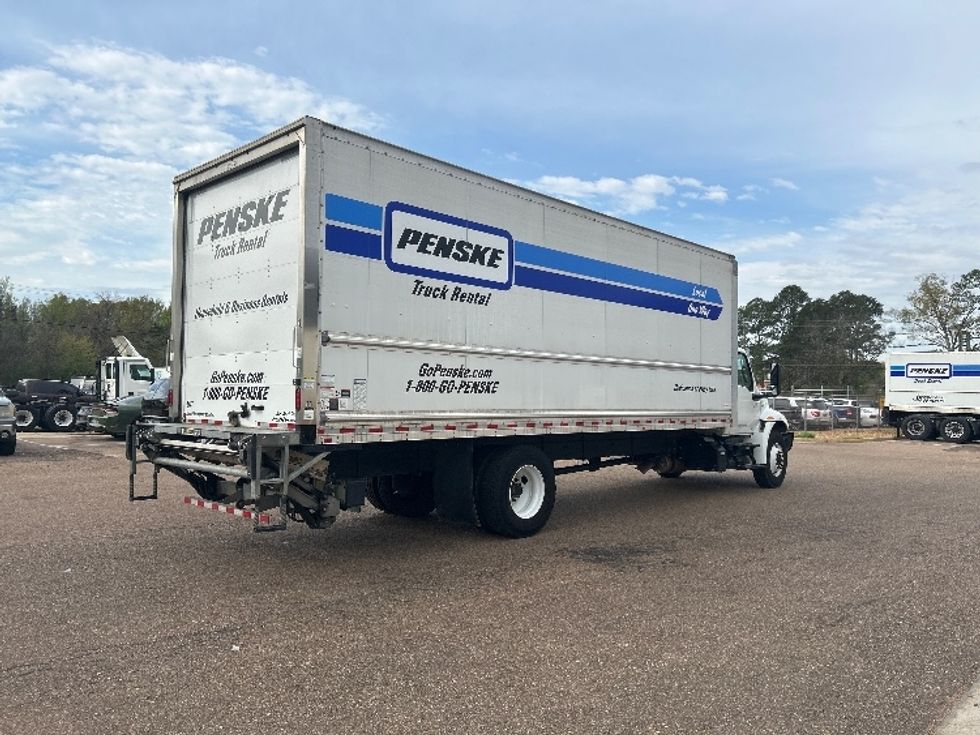 Medium Duty Box Truck-Light and Medium Duty Trucks-International-2022-MV607-Jackson-MS-129,336\n\t\tmiles-$ 70,000 - Image 13