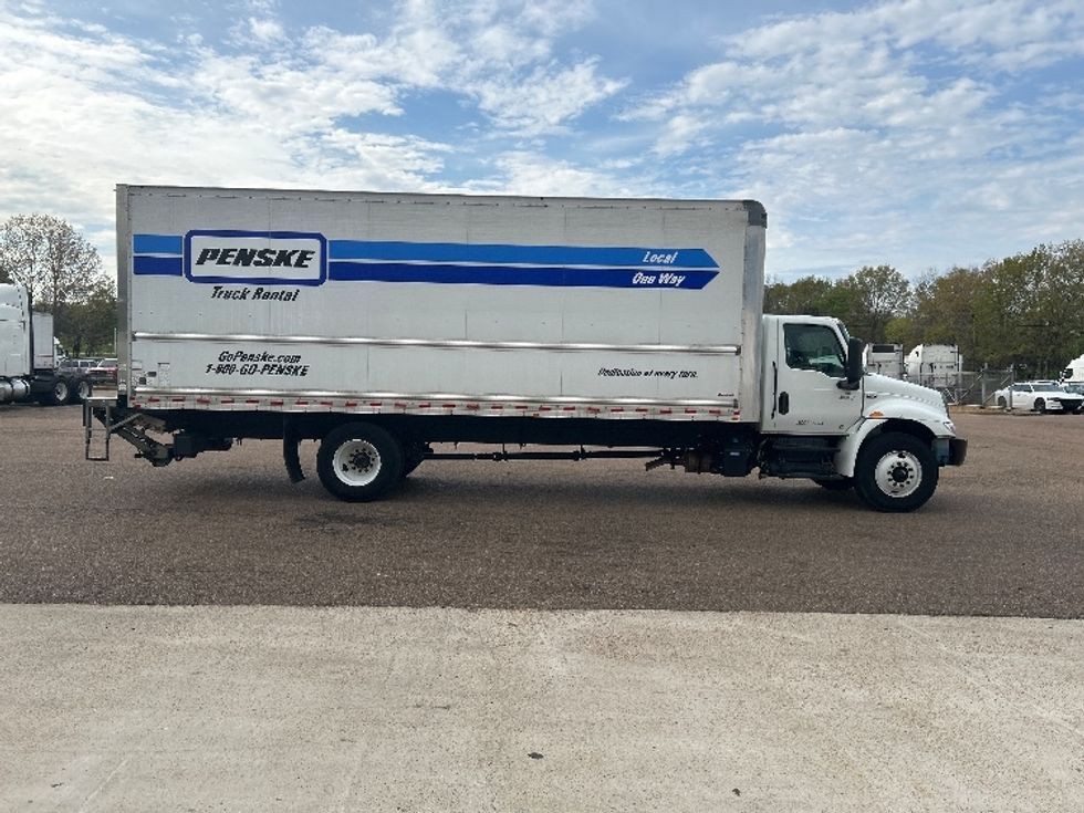 Medium Duty Box Truck-Light and Medium Duty Trucks-International-2022-MV607-Jackson-MS-129,336\n\t\tmiles-$ 70,000 - Image 15