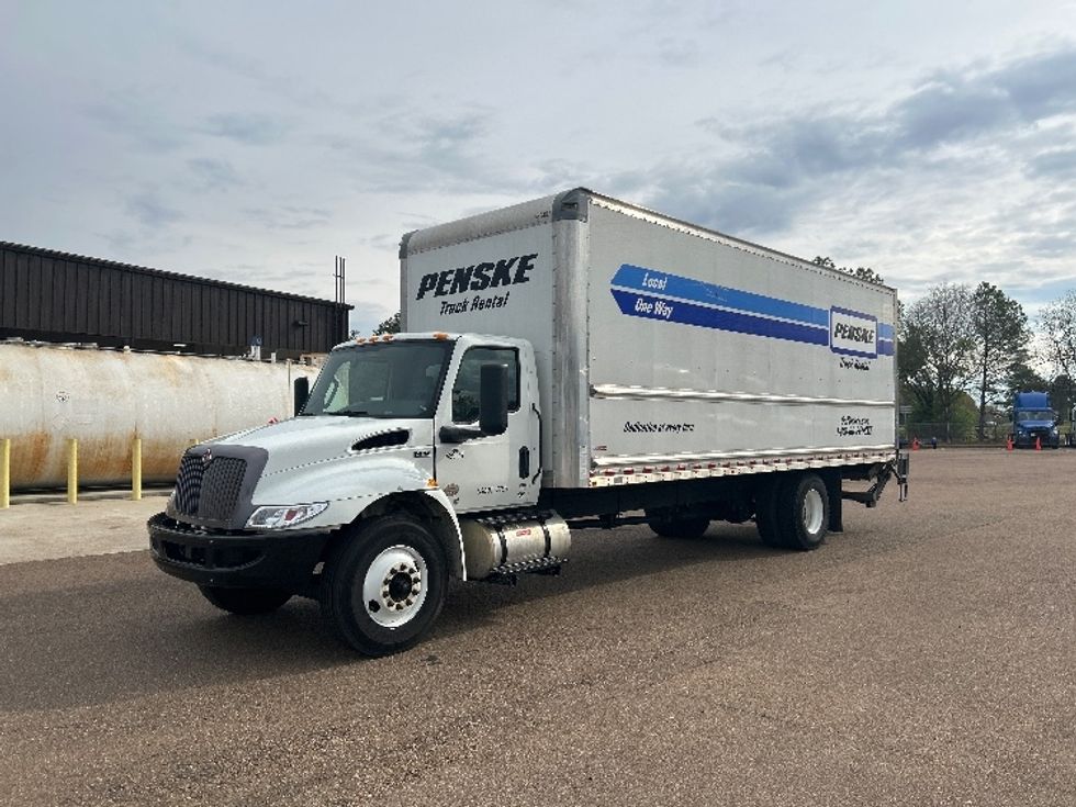 Medium Duty Box Truck-Light and Medium Duty Trucks-International-2022-MV607-Jackson-MS-129,336\n\t\tmiles-$ 70,000 - Image 3