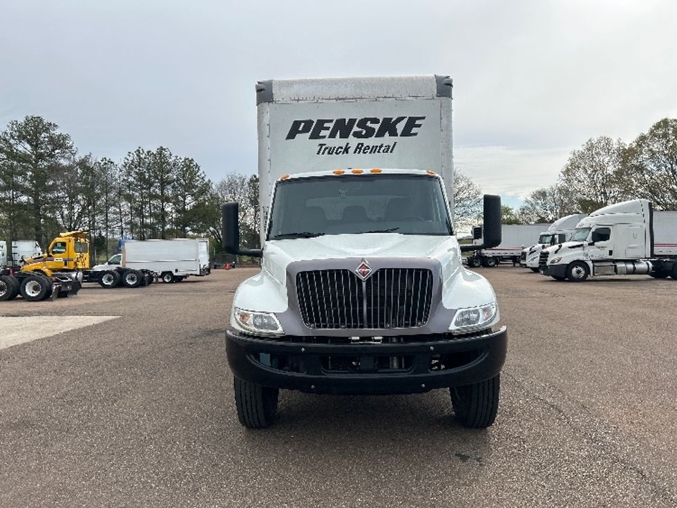 Medium Duty Box Truck-Light and Medium Duty Trucks-International-2022-MV607-Jackson-MS-131,054\n\t\tmiles-$ 69,750 - Image 2