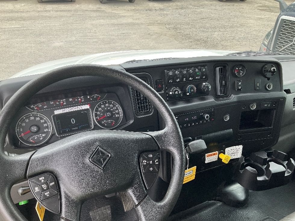 Medium Duty Box Truck-Light and Medium Duty Trucks-International-2022-MV607-Jackson-TN-124,470\n\t\tmiles-$ 69,750 - Image 18