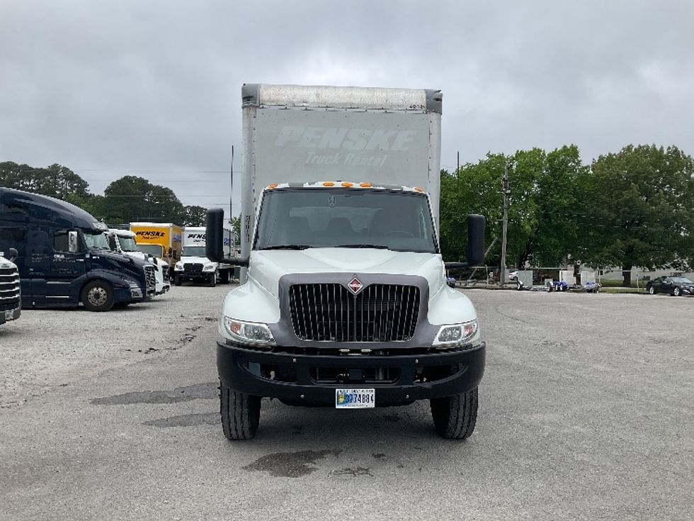 Medium Duty Box Truck-Light and Medium Duty Trucks-International-2022-MV607-Jackson-TN-124,470\n\t\tmiles-$ 69,750 - Image 2