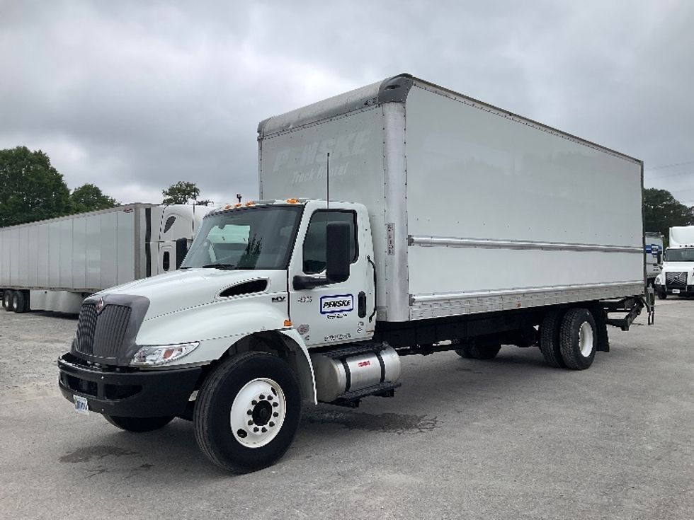 Medium Duty Box Truck-Light and Medium Duty Trucks-International-2022-MV607-Jackson-TN-124,470\n\t\tmiles-$ 69,750 - Image 3