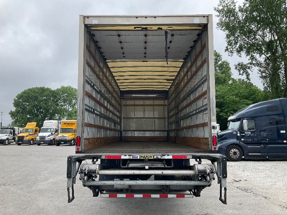 Medium Duty Box Truck-Light and Medium Duty Trucks-International-2022-MV607-Jackson-TN-124,470\n\t\tmiles-$ 69,750 - Image 8