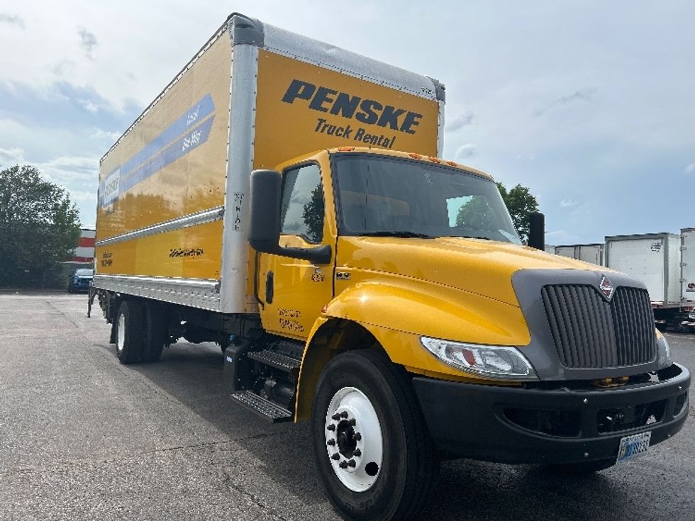 Medium Duty Box Truck-Light and Medium Duty Trucks-International-2022-MV607-Jackson-TN-259,840\n\t\tmiles-$ 48,500 - Image 1