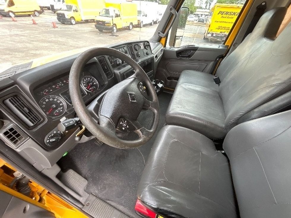 Medium Duty Box Truck-Light and Medium Duty Trucks-International-2022-MV607-Jackson-TN-259,840\n\t\tmiles-$ 48,500 - Image 17