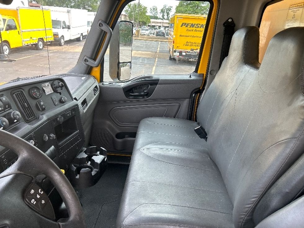 Medium Duty Box Truck-Light and Medium Duty Trucks-International-2022-MV607-Jackson-TN-259,840\n\t\tmiles-$ 48,500 - Image 19