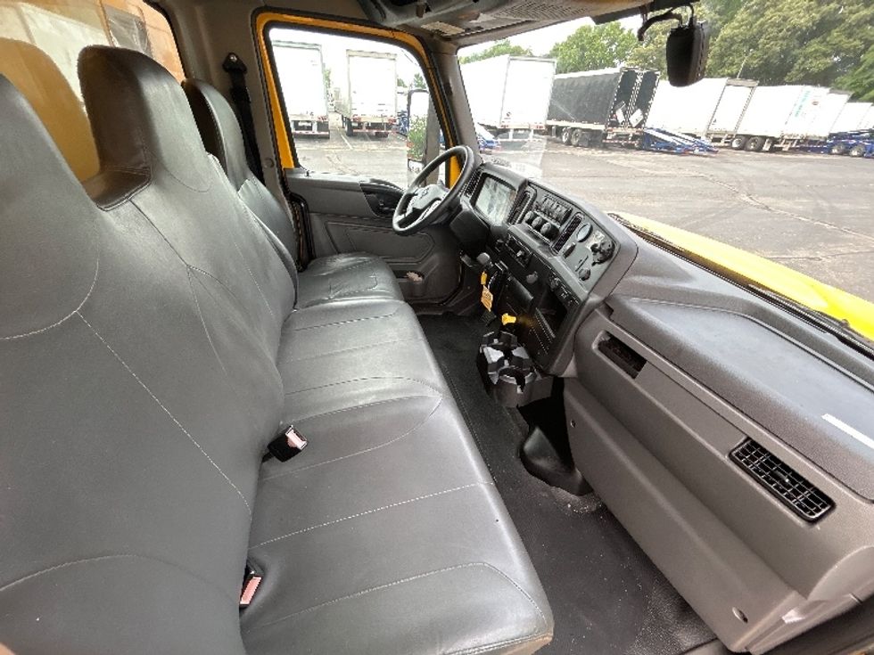 Medium Duty Box Truck-Light and Medium Duty Trucks-International-2022-MV607-Jackson-TN-259,840\n\t\tmiles-$ 48,500 - Image 22