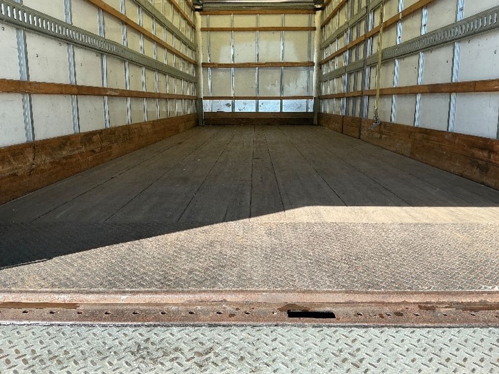 Medium Duty Box Truck-Light and Medium Duty Trucks-International-2022-MV607-Jacksonville-FL-126,510\n\t\tmiles-$ 70,500 - Image 10