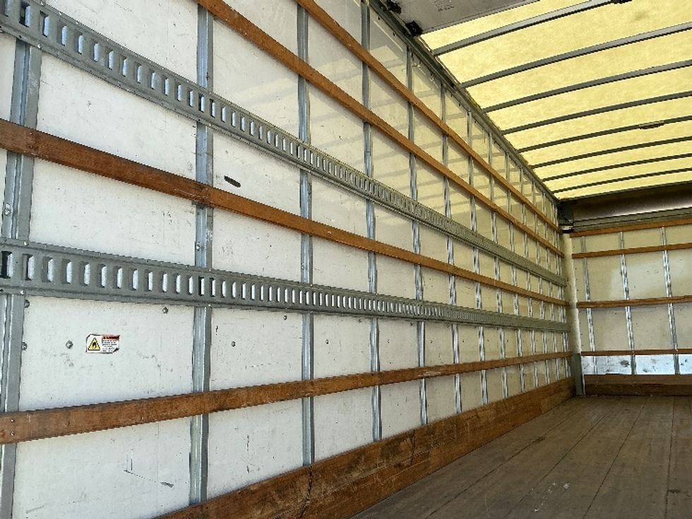 Medium Duty Box Truck-Light and Medium Duty Trucks-International-2022-MV607-Jacksonville-FL-126,510\n\t\tmiles-$ 70,500 - Image 11