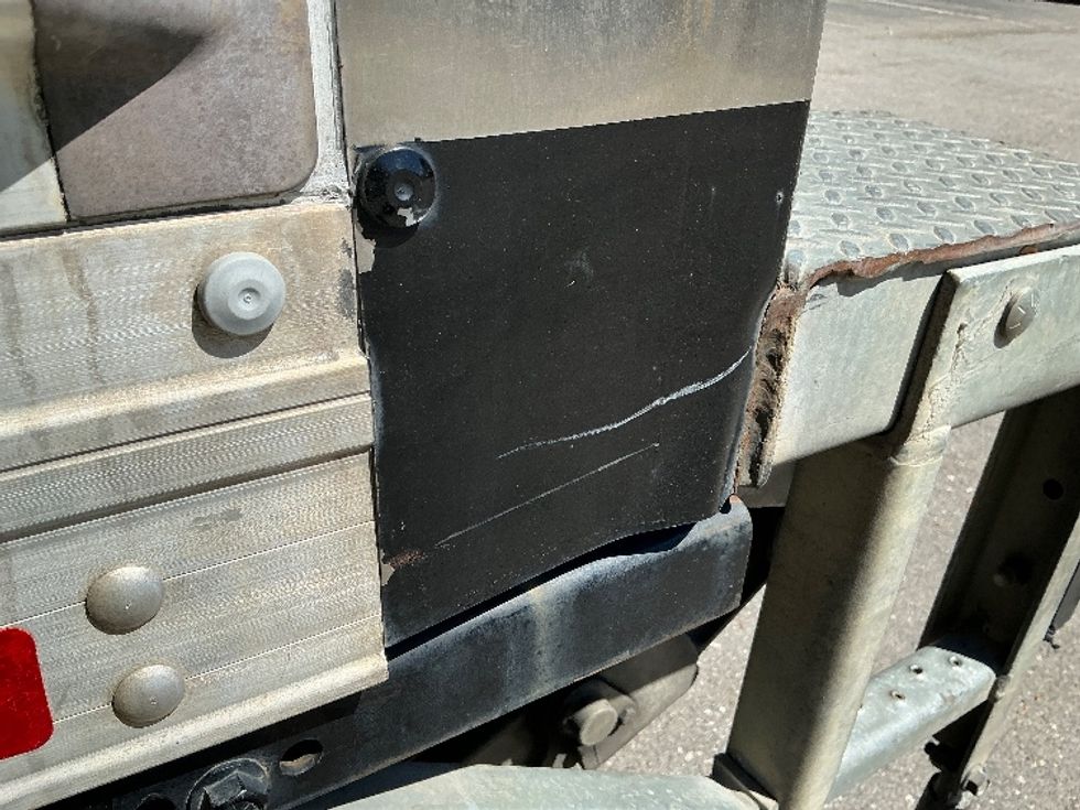 Medium Duty Box Truck-Light and Medium Duty Trucks-International-2022-MV607-Jacksonville-FL-126,510\n\t\tmiles-$ 70,500 - Image 28