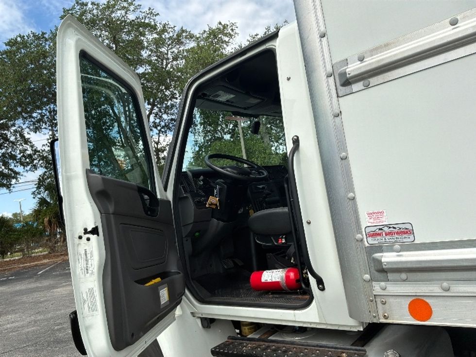 Medium Duty Box Truck-Light and Medium Duty Trucks-International-2022-MV607-Jacksonville-FL-159,863\n\t\tmiles-$ 65,250 - Image 16