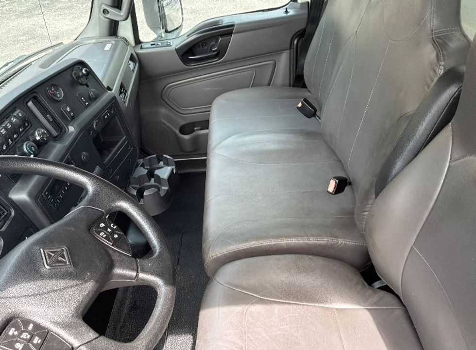 Medium Duty Box Truck-Light and Medium Duty Trucks-International-2022-MV607-Jacksonville-FL-159,863\n\t\tmiles-$ 65,250 - Image 19