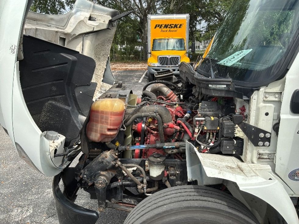 Medium Duty Box Truck-Light and Medium Duty Trucks-International-2022-MV607-Jacksonville-FL-159,863\n\t\tmiles-$ 65,250 - Image 24