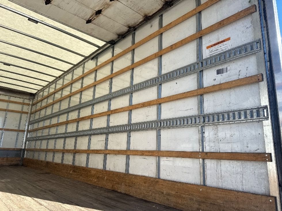 Medium Duty Box Truck-Light and Medium Duty Trucks-International-2022-MV607-Jamaica-NY-233,066\n\t\tmiles-$ 43,500 - Image 12