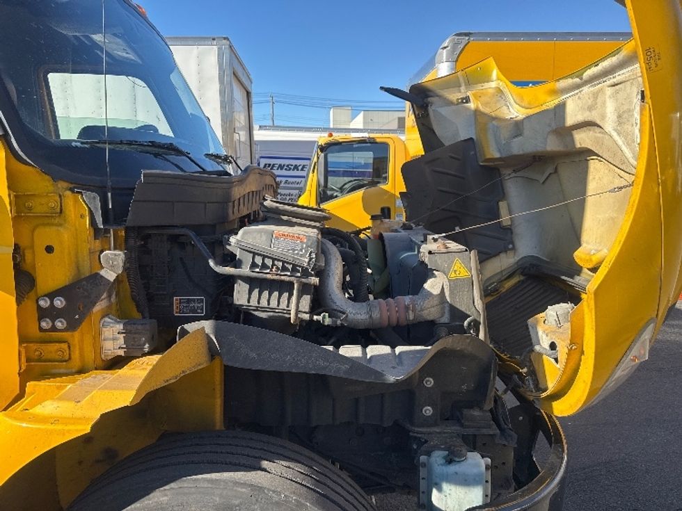 Medium Duty Box Truck-Light and Medium Duty Trucks-International-2022-MV607-Jamaica-NY-233,066\n\t\tmiles-$ 43,500 - Image 23