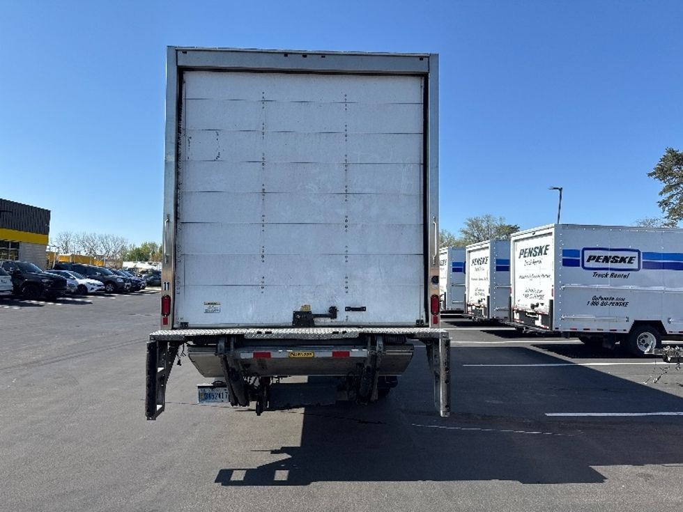 Medium Duty Box Truck-Light and Medium Duty Trucks-International-2022-MV607-Jessup-MD-123,491\n\t\tmiles-$ 69,000 - Image 6