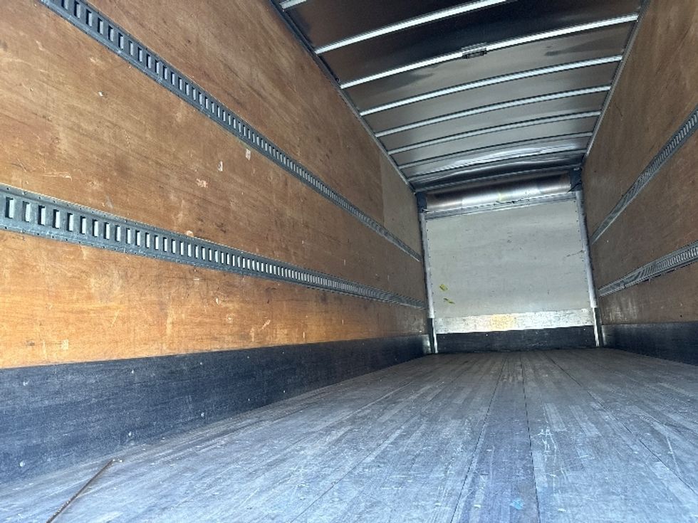 Medium Duty Box Truck-Light and Medium Duty Trucks-International-2022-MV607-Jessup-MD-123,491\n\t\tmiles-$ 69,000 - Image 8