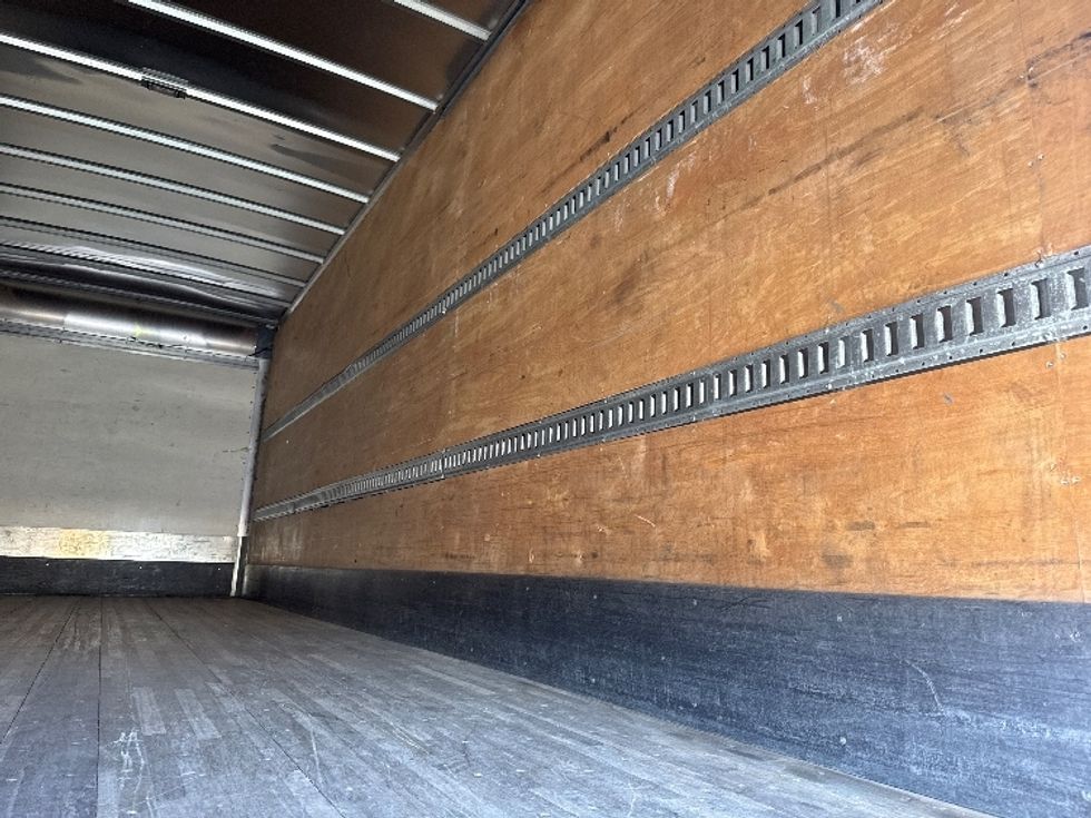 Medium Duty Box Truck-Light and Medium Duty Trucks-International-2022-MV607-Jessup-MD-123,491\n\t\tmiles-$ 69,000 - Image 9