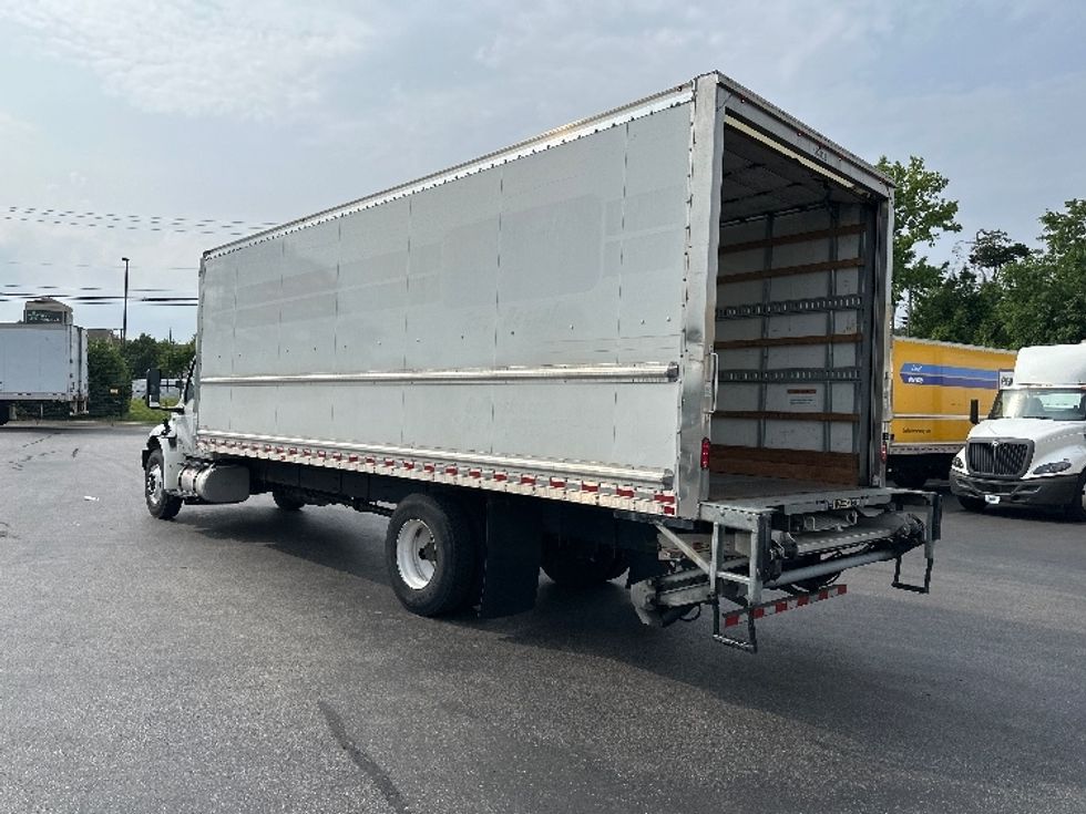 Medium Duty Box Truck-Light and Medium Duty Trucks-International-2022-MV607-Jessup-MD-220,595\n\t\tmiles-$ 44,000 - Image 6