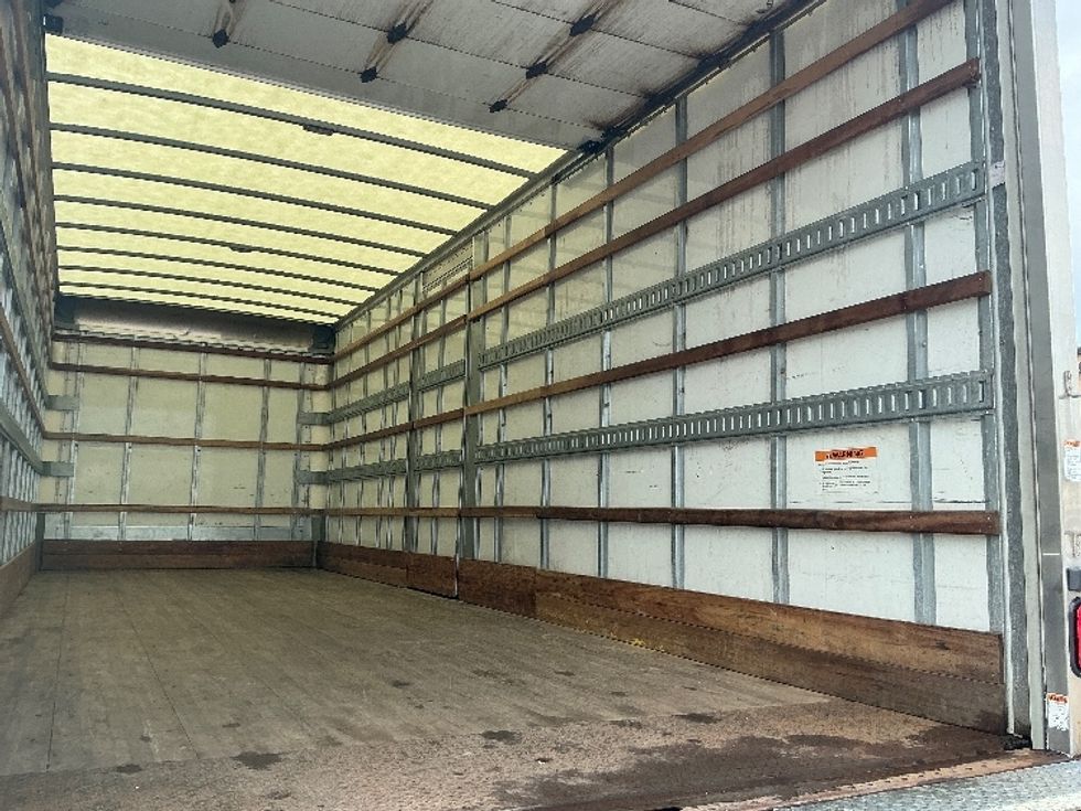 Medium Duty Box Truck-Light and Medium Duty Trucks-International-2022-MV607-Jessup-PA-217,285\n\t\tmiles-$ 41,750 - Image 12