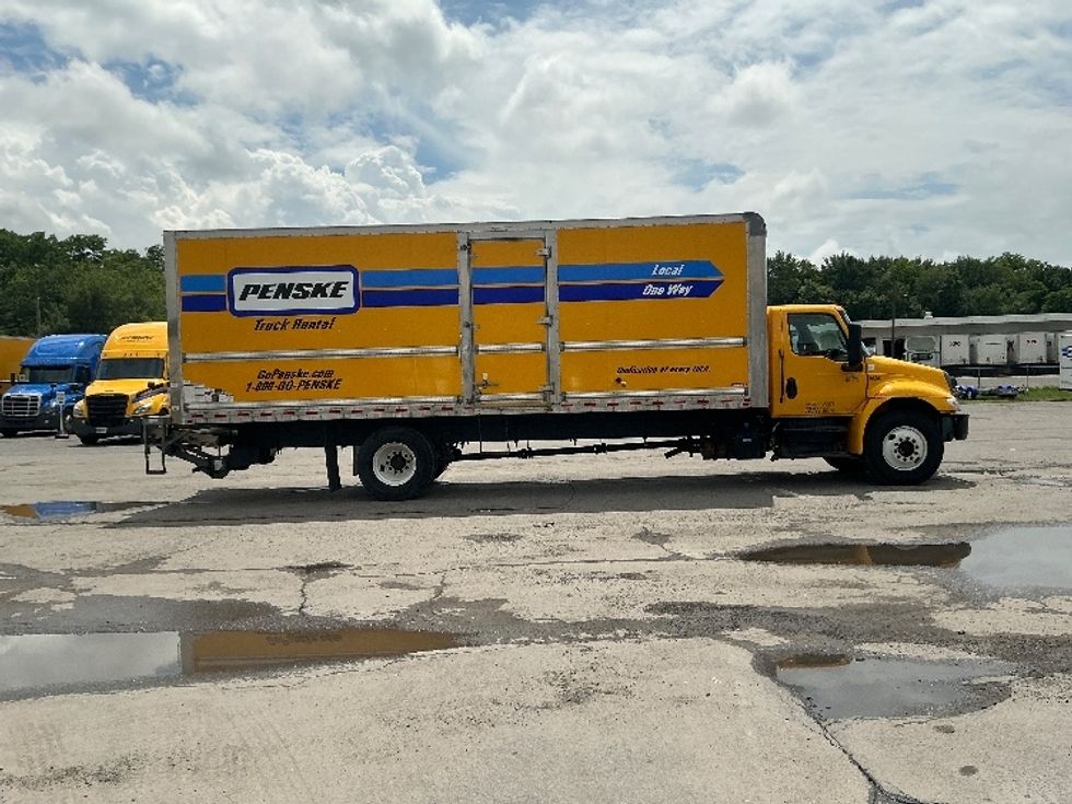Medium Duty Box Truck-Light and Medium Duty Trucks-International-2022-MV607-Jessup-PA-217,285\n\t\tmiles-$ 41,750 - Image 15