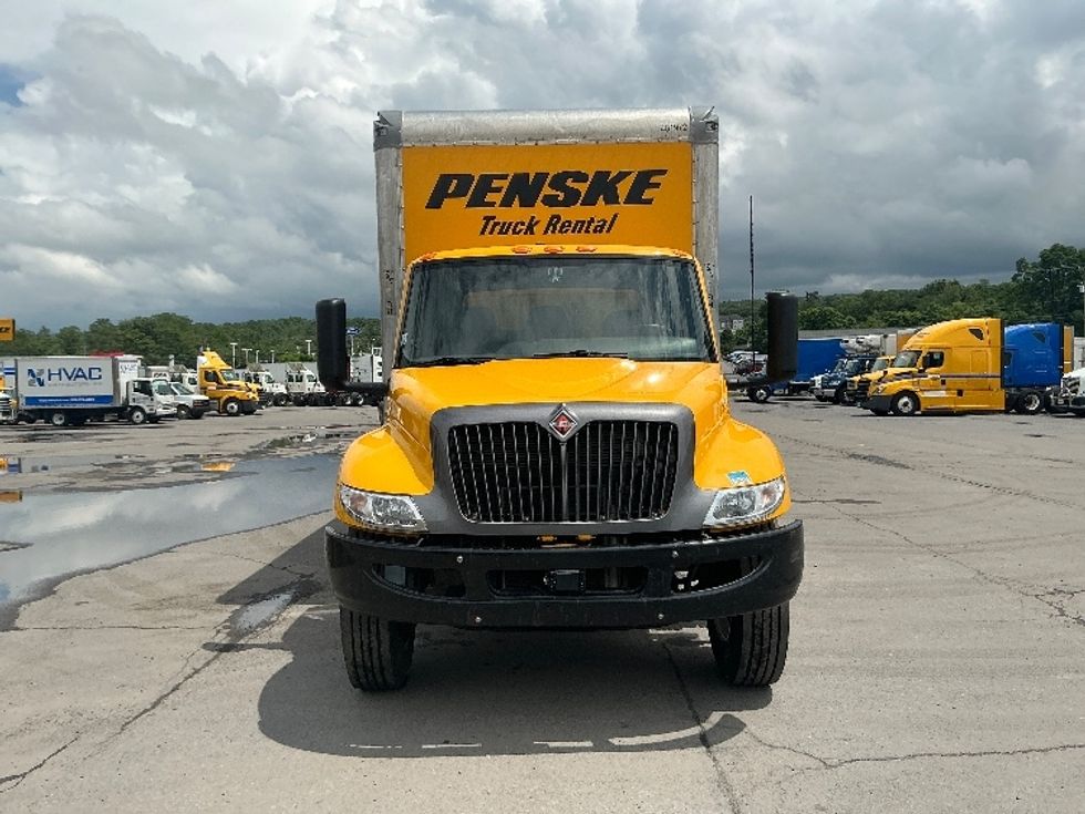 Medium Duty Box Truck-Light and Medium Duty Trucks-International-2022-MV607-Jessup-PA-217,285\n\t\tmiles-$ 41,750 - Image 2