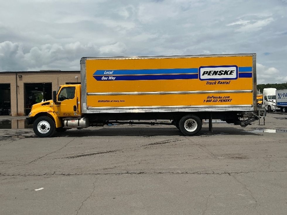 Medium Duty Box Truck-Light and Medium Duty Trucks-International-2022-MV607-Jessup-PA-217,285\n\t\tmiles-$ 41,750 - Image 4