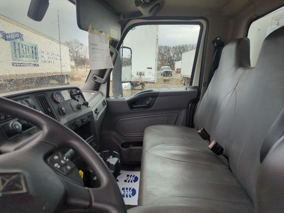 Medium Duty Box Truck-Light and Medium Duty Trucks-International-2022-MV607-Kalamazoo-MI-87,824\n\t\tmiles-$ 75,500 - Image 19