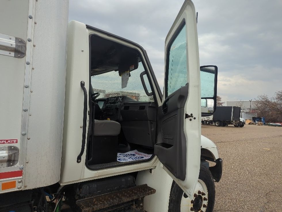 Medium Duty Box Truck-Light and Medium Duty Trucks-International-2022-MV607-Kalamazoo-MI-87,824\n\t\tmiles-$ 75,500 - Image 20