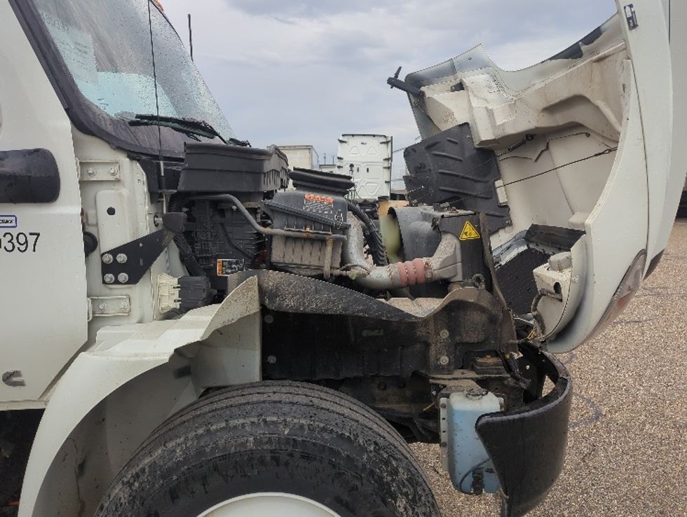 Medium Duty Box Truck-Light and Medium Duty Trucks-International-2022-MV607-Kalamazoo-MI-87,824\n\t\tmiles-$ 75,500 - Image 23