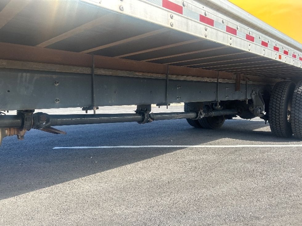 Medium Duty Box Truck-Light and Medium Duty Trucks-International-2022-MV607-Kansas City-MO-219,991\n\t\tmiles-$ 41,000 - Image 5