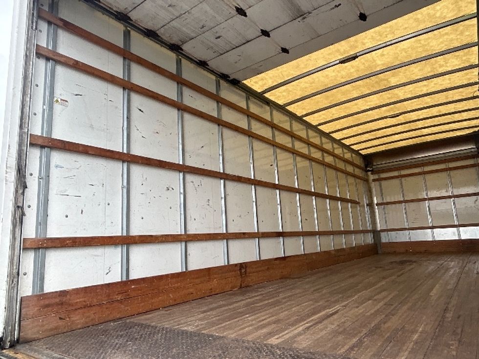 Medium Duty Box Truck-Light and Medium Duty Trucks-International-2022-MV607-Kansas City-MO-232,653\n\t\tmiles-$ 44,250 - Image 11