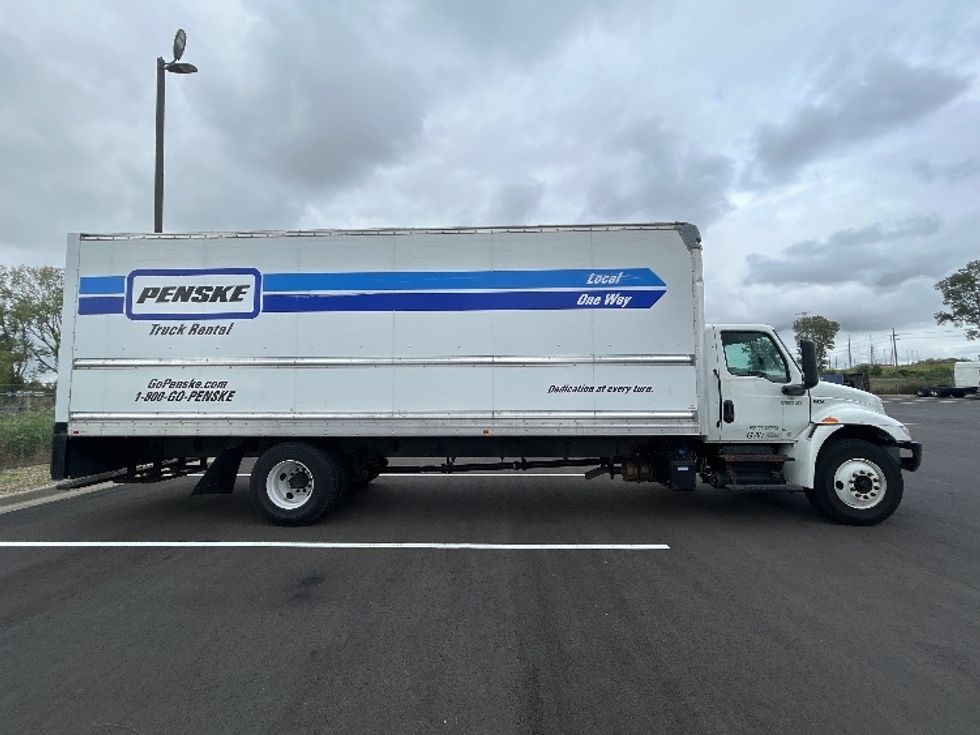 Medium Duty Box Truck-Light and Medium Duty Trucks-International-2022-MV607-Kansas City-MO-232,653\n\t\tmiles-$ 44,250 - Image 15