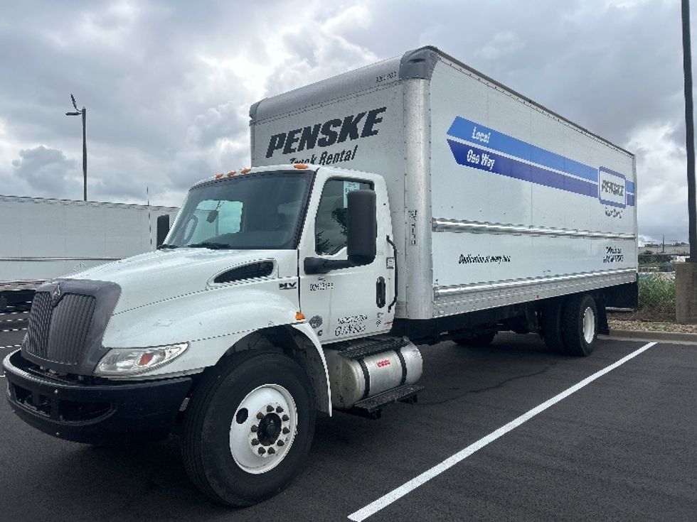 Medium Duty Box Truck-Light and Medium Duty Trucks-International-2022-MV607-Kansas City-MO-232,653\n\t\tmiles-$ 44,250 - Image 3