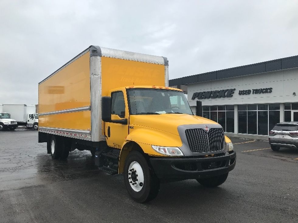 Medium Duty Box Truck-Light and Medium Duty Trucks-International-2022-MV607-Kansas City-MO-238,156\n\t\tmiles-$ 37,750 - Image 1