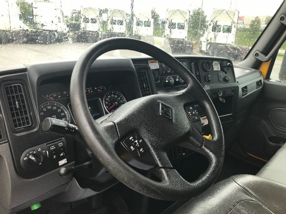 Medium Duty Box Truck-Light and Medium Duty Trucks-International-2022-MV607-Kansas City-MO-238,156\n\t\tmiles-$ 37,750 - Image 16