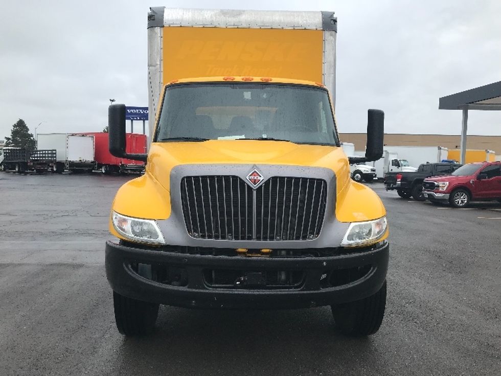 Medium Duty Box Truck-Light and Medium Duty Trucks-International-2022-MV607-Kansas City-MO-238,156\n\t\tmiles-$ 37,750 - Image 2