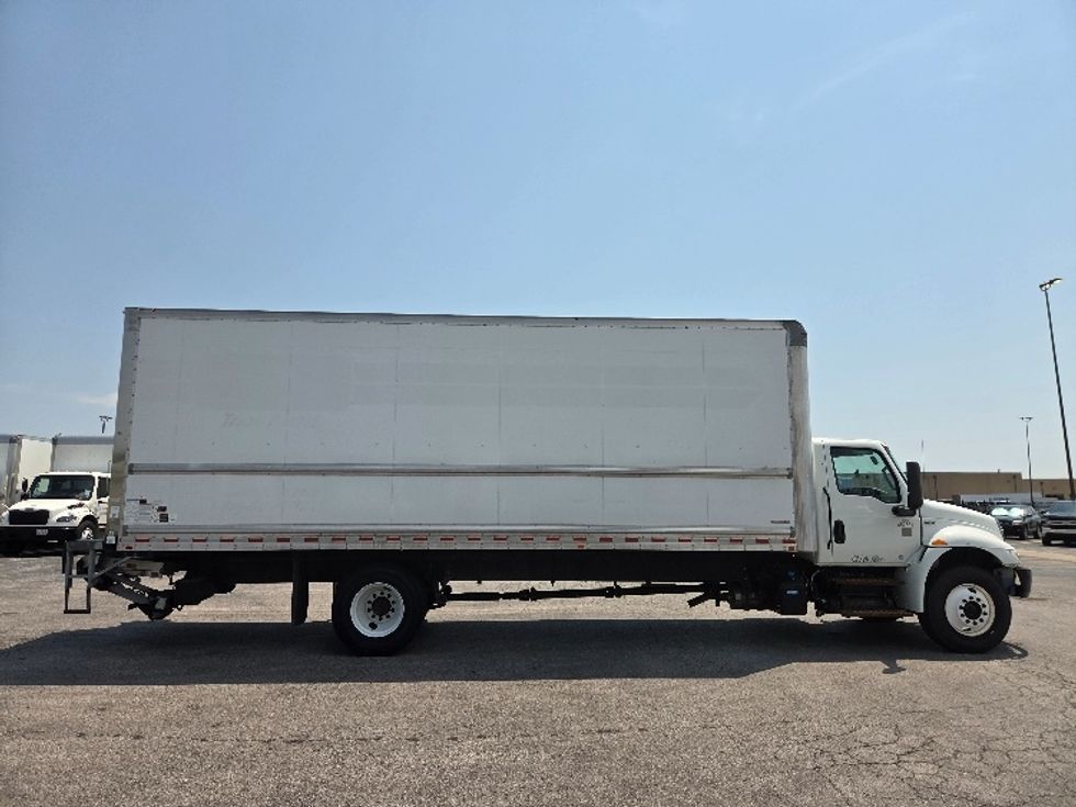 Medium Duty Box Truck-Light and Medium Duty Trucks-International-2022-MV607-Kansas City-MO-92,951\n\t\tmiles-$ 77,500 - Image 15