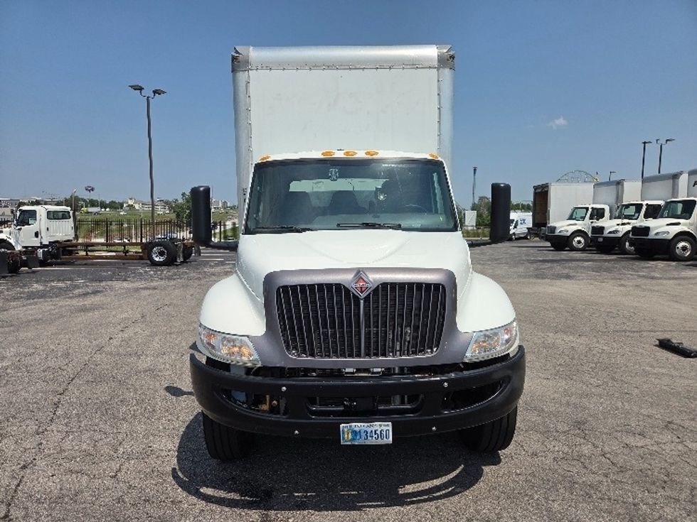 Medium Duty Box Truck-Light and Medium Duty Trucks-International-2022-MV607-Kansas City-MO-92,951\n\t\tmiles-$ 77,500 - Image 2
