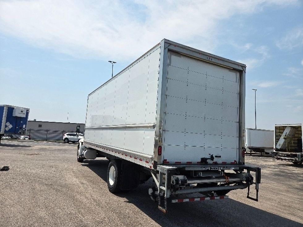 Medium Duty Box Truck-Light and Medium Duty Trucks-International-2022-MV607-Kansas City-MO-92,951\n\t\tmiles-$ 77,500 - Image 6