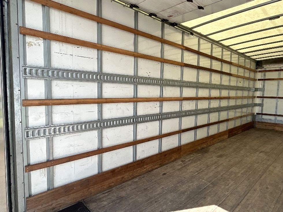 Medium Duty Box Truck-Light and Medium Duty Trucks-International-2022-MV607-Katy-TX-125,788\n\t\tmiles-$ 69,250 - Image 11