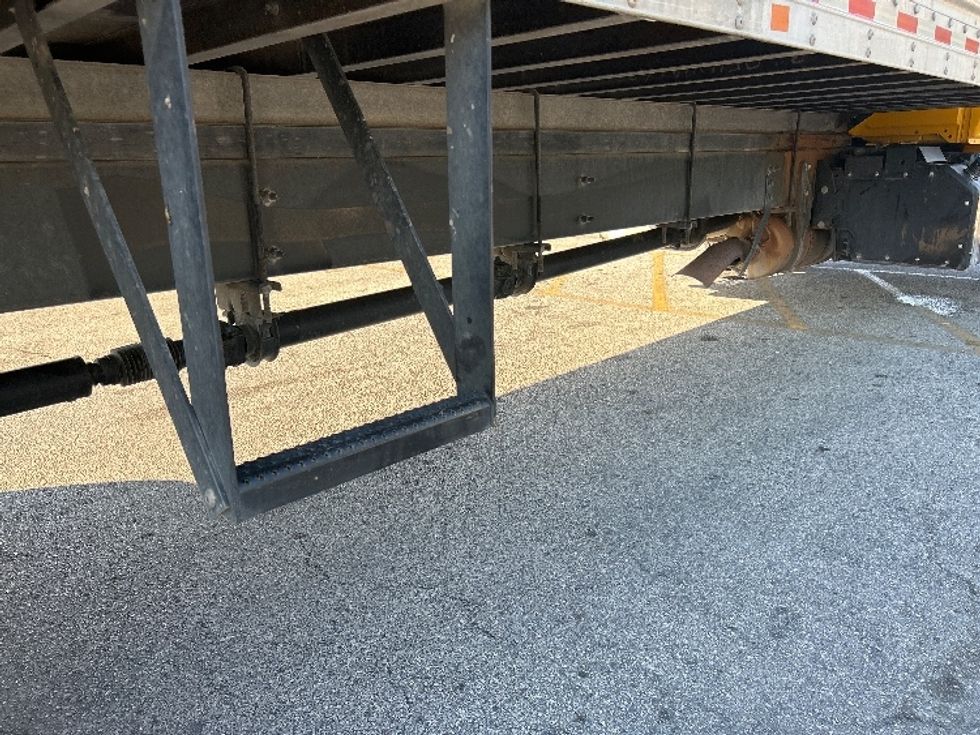 Medium Duty Box Truck-Light and Medium Duty Trucks-International-2022-MV607-Katy-TX-224,709\n\t\tmiles-$ 48,250 - Image 14