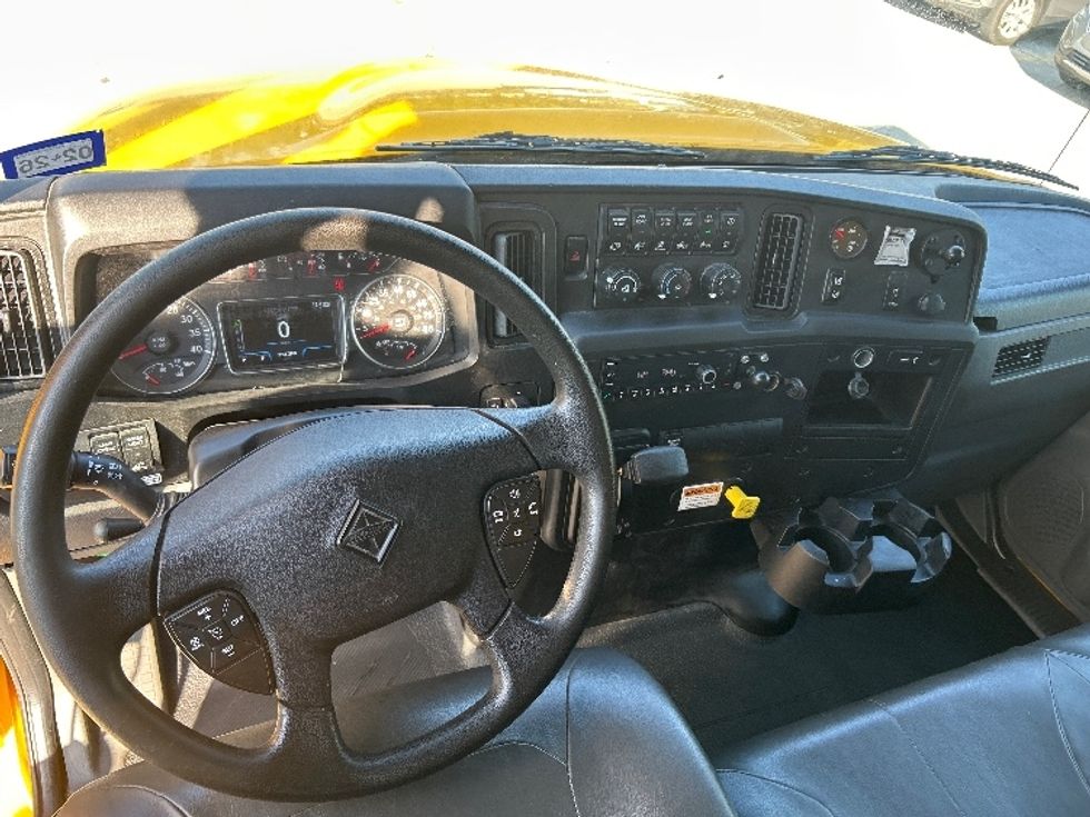 Medium Duty Box Truck-Light and Medium Duty Trucks-International-2022-MV607-Katy-TX-224,709\n\t\tmiles-$ 48,250 - Image 18