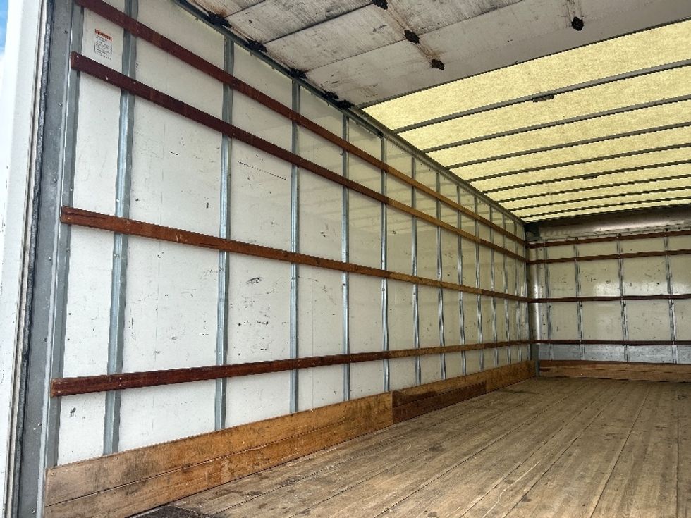 Medium Duty Box Truck-Light and Medium Duty Trucks-International-2022-MV607-Katy-TX-251,791\n\t\tmiles-$ 41,250 - Image 11